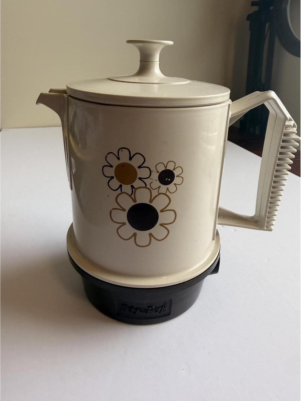 Retro 1970s Regal Poly Perk Coffee Maker Floral Daisy Model 1172 Works